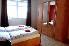 Ferienwohnung-Bautzen-Natuerlich-Schlafzimmer-V